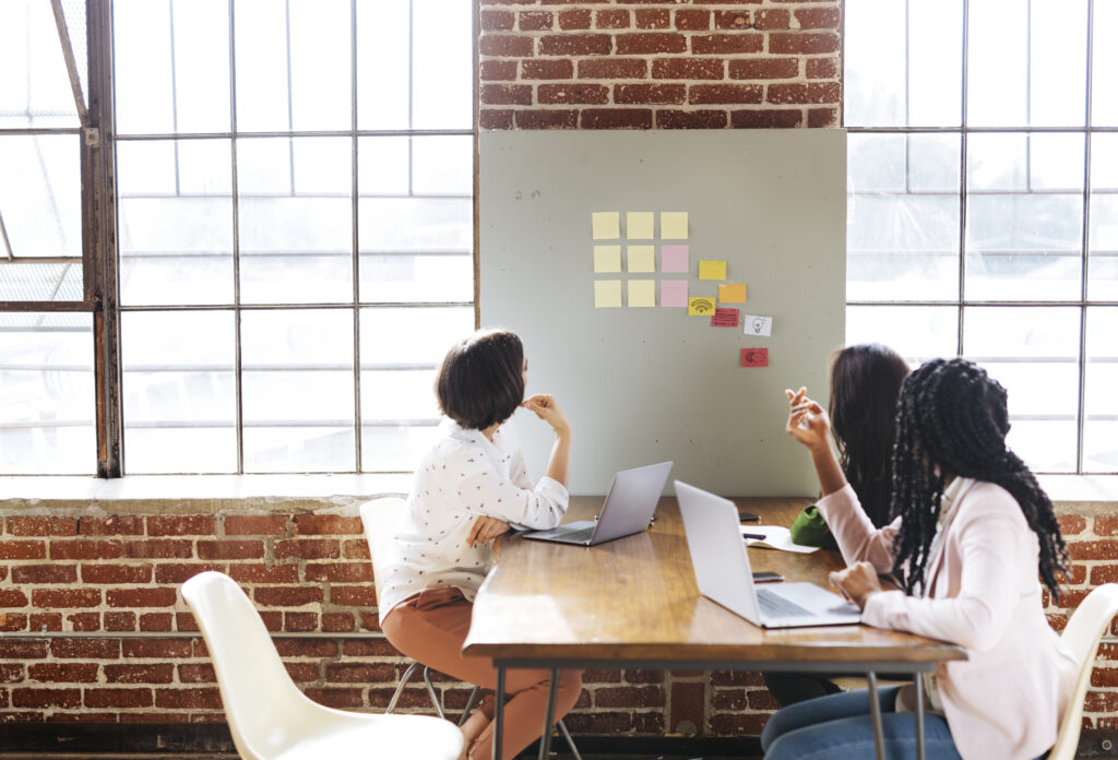 Implementing OKRs in Small Businesses